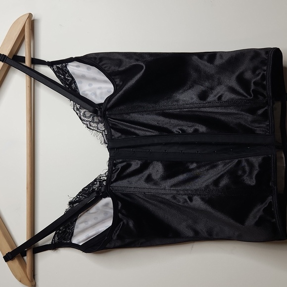 Exposed Satin & Lace Polka Dot Cami Top Size S/M women's - Picture 2 of 4